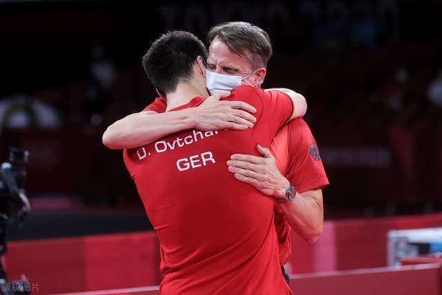 乱对方的防 乱对方的防